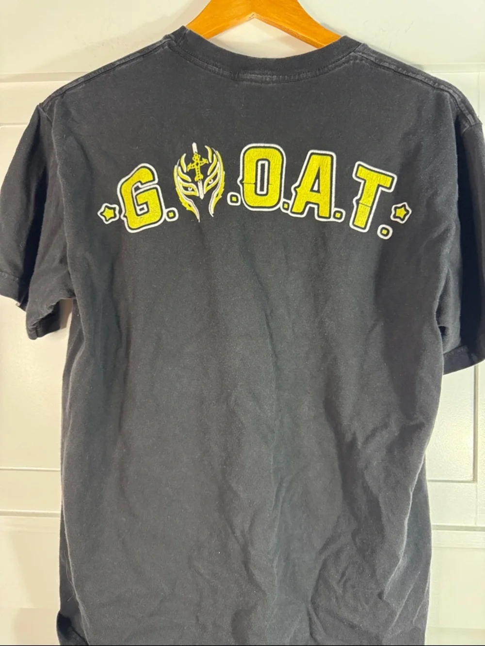 WWE Rey Mysterio Black Tee with Yellow & White Mask Graphic size Medium - Picture 4 of 4